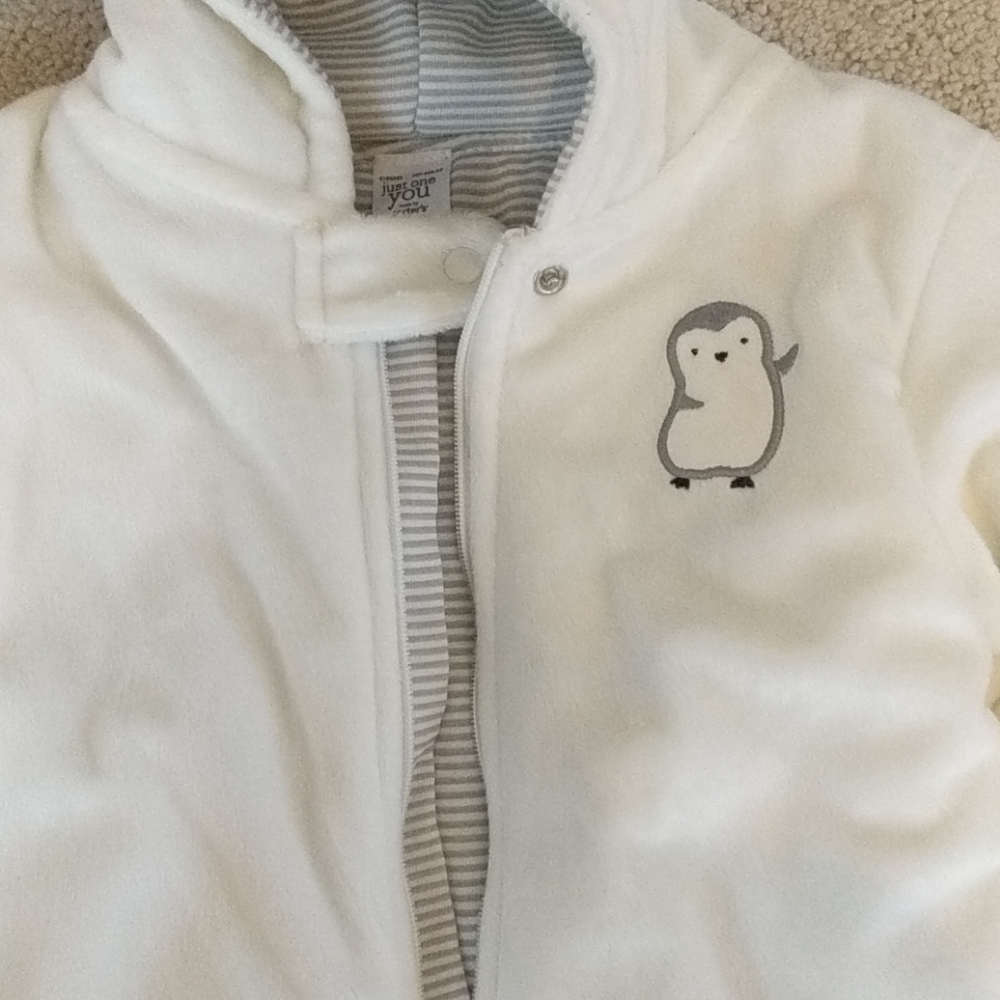 NWT winter onsie, white with penguin